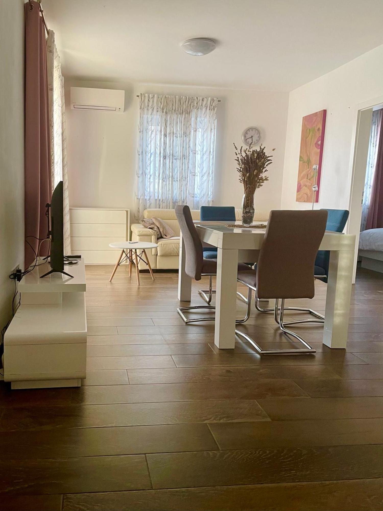 Apartmán Blueberry Bol Exteriér fotografie